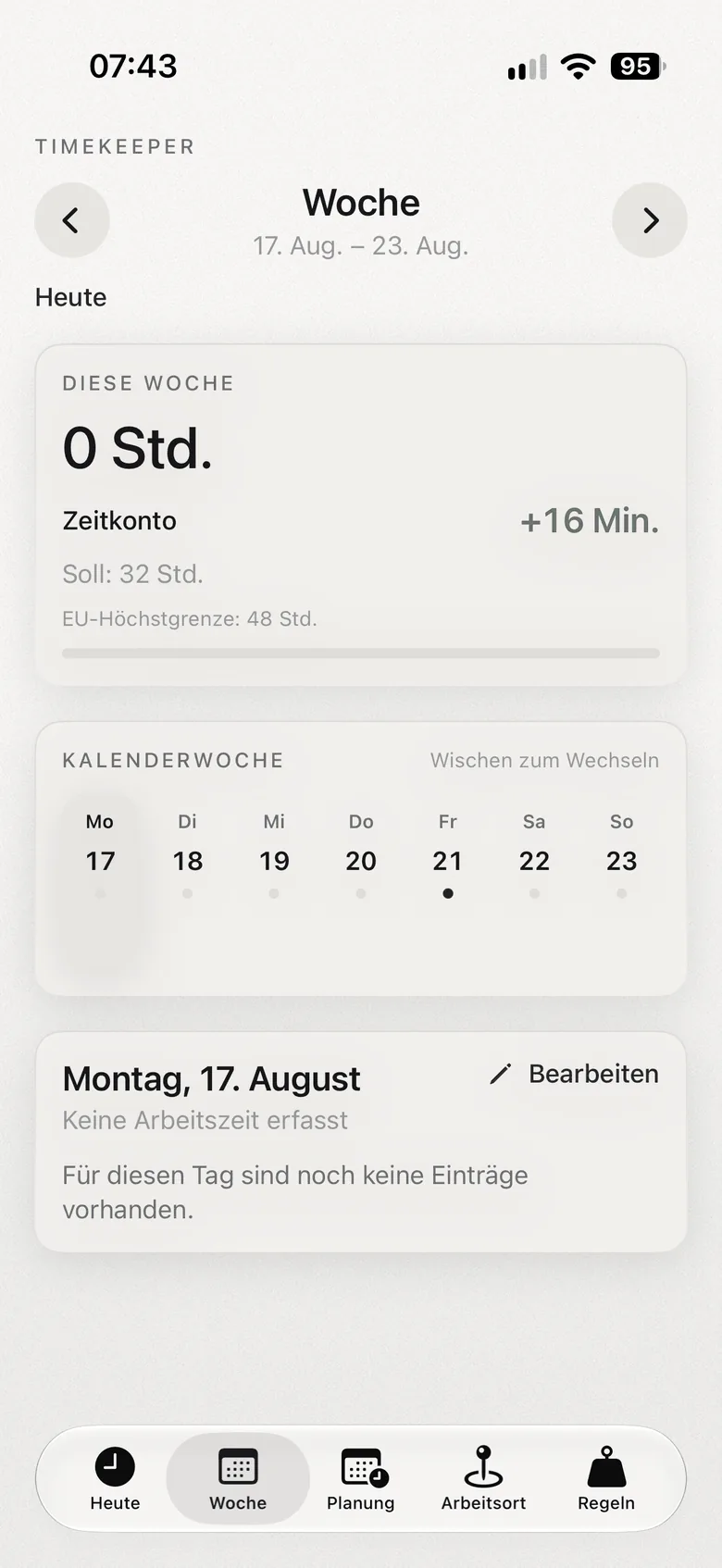 Timekeeper-App: Wochenübersicht der Arbeitszeiten im Hellmodus